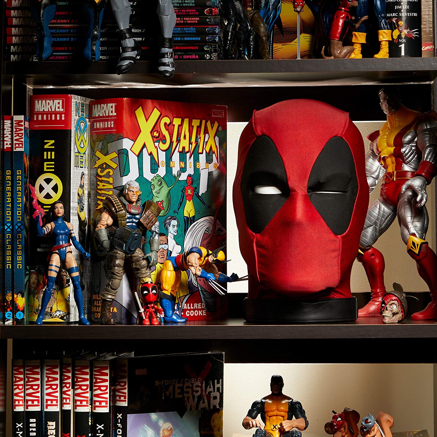 Marvel Legends Premium - Deadpool's Interactive Head - 4