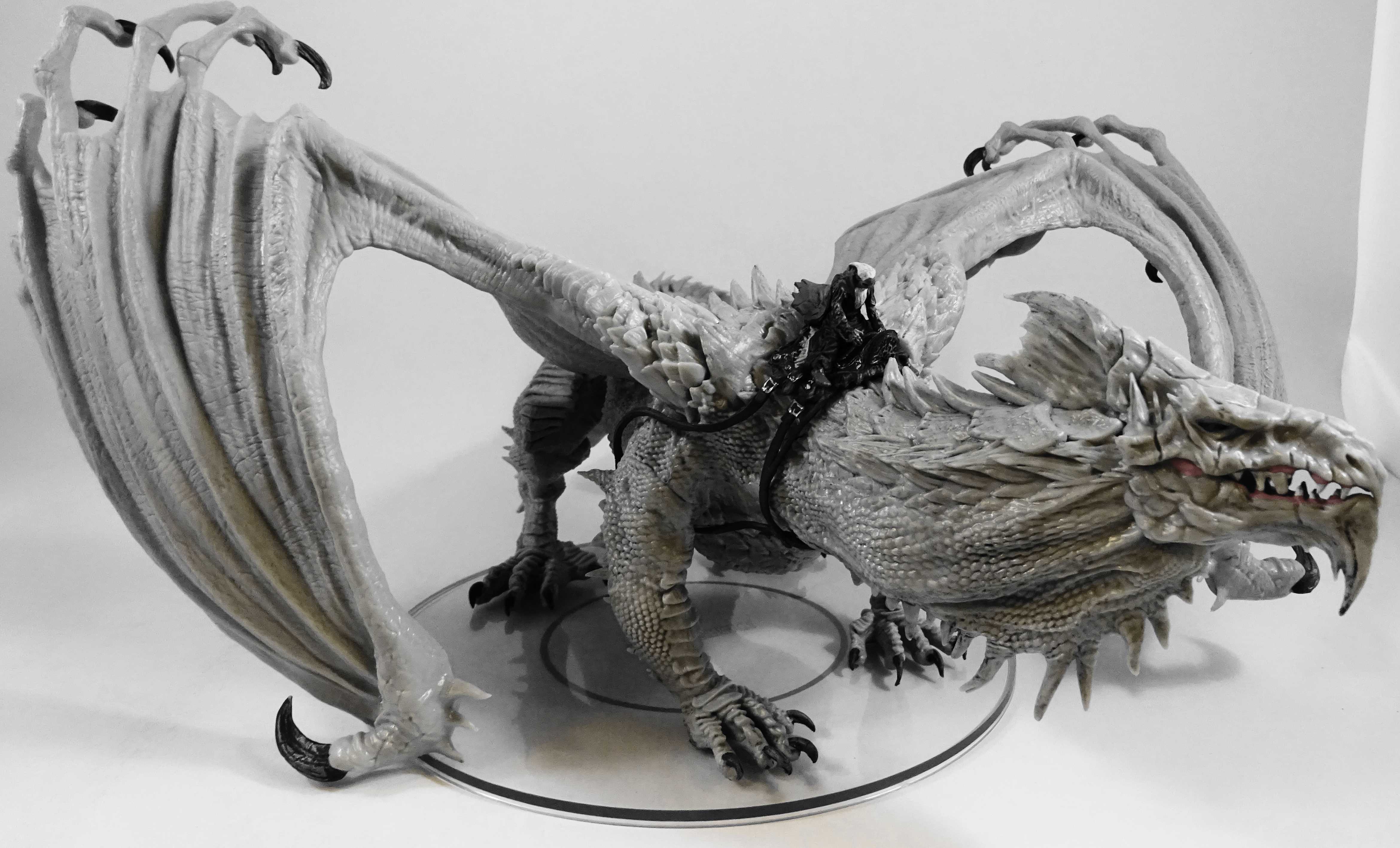 D&D Icons of the Realms Premium Figure: Icewind Dale - Arveiaturace Dragon - 4