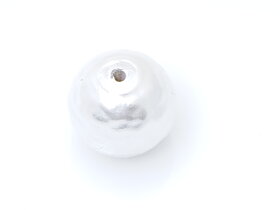 Snäckskalspärlor 