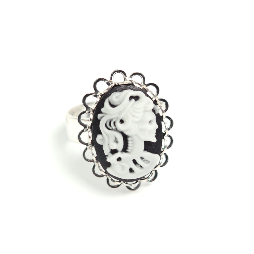 Sormus Sweet Skull Cameo (hopea/valkoinen)