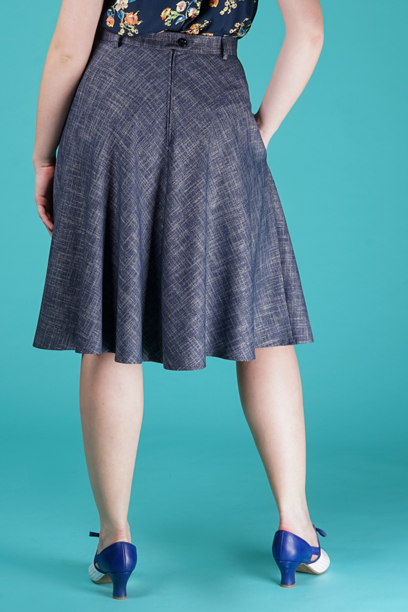 The jazzy A-line skirt. Navy salt & pepper - emmy design