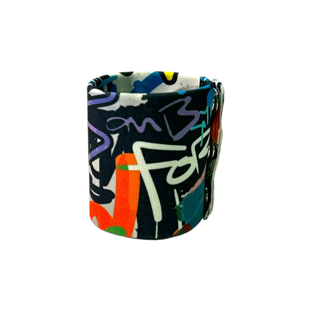 Showstore - Haircuff/Hårstrut - GraFitti  - Mellan