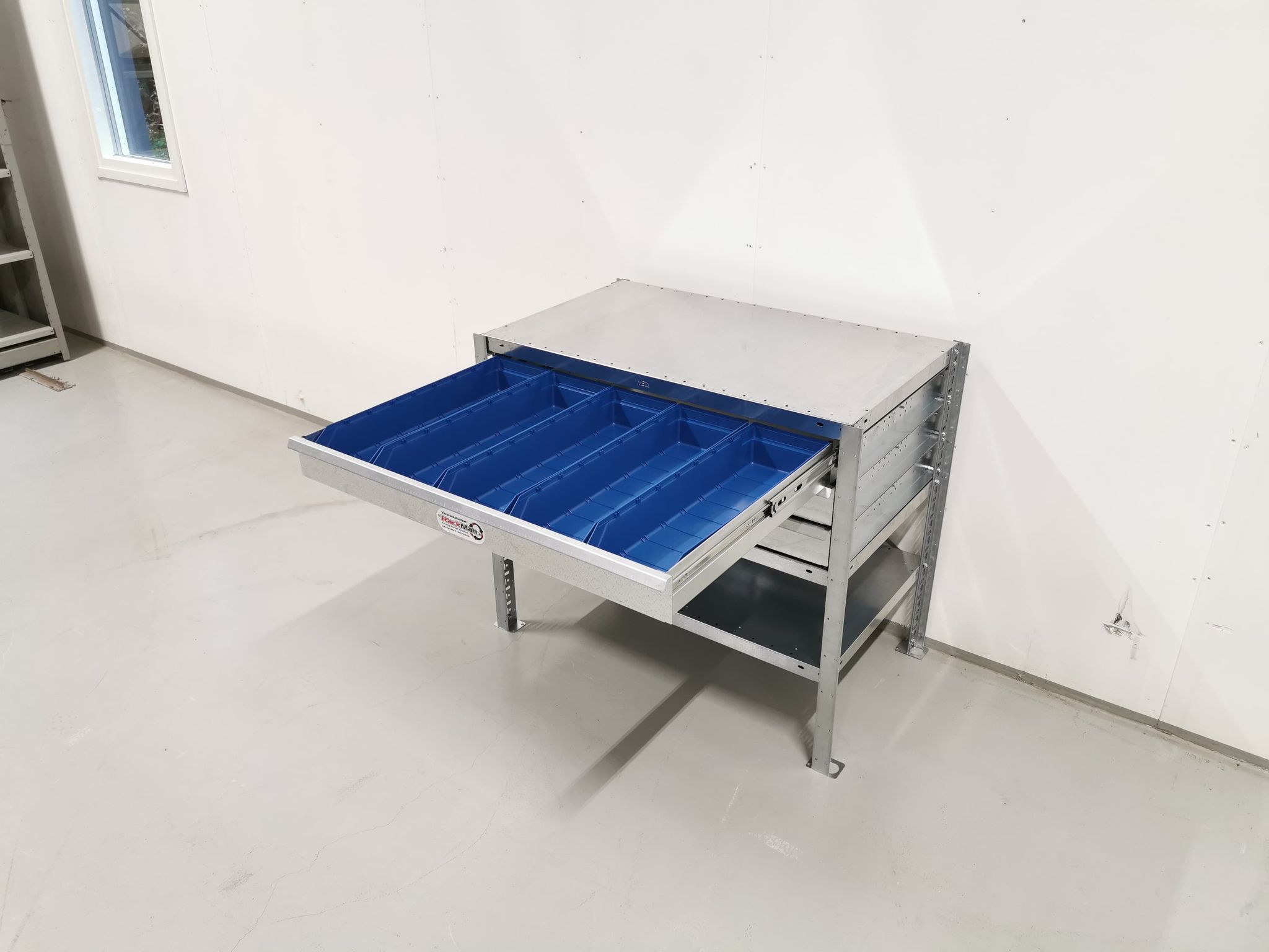 KJK-Meta Arbetsstation 600x1050x900mm - 2