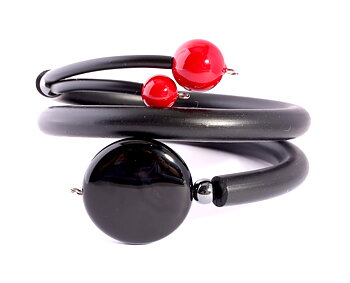 Bracelet Veronica rubber Red Seashell black Onyx