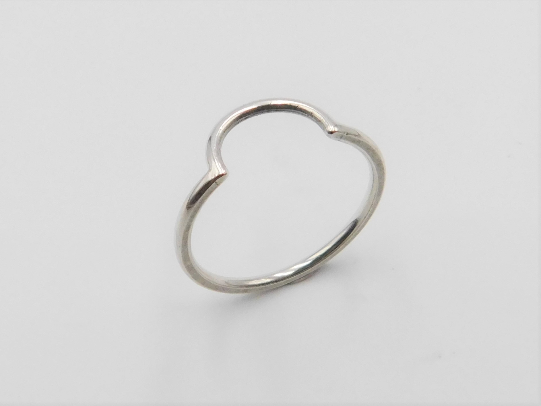 Ring Jasmin handgjord guld 18 karat 