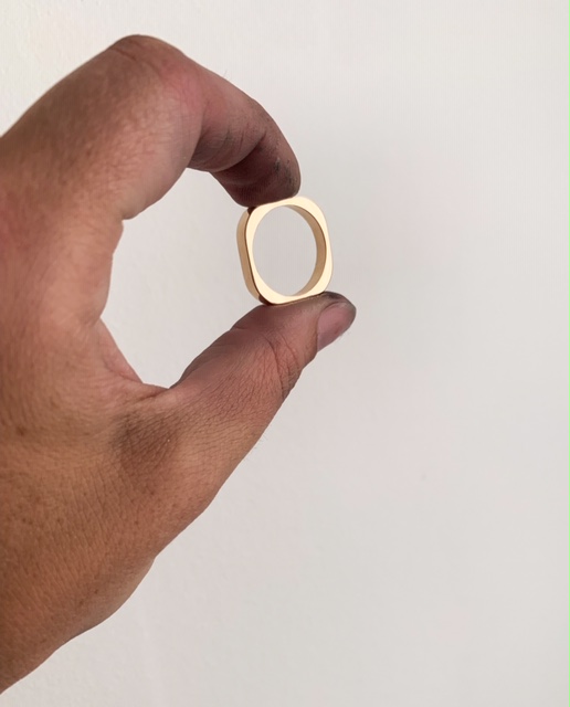 Ring BareSquare handgjord guld 18 karat