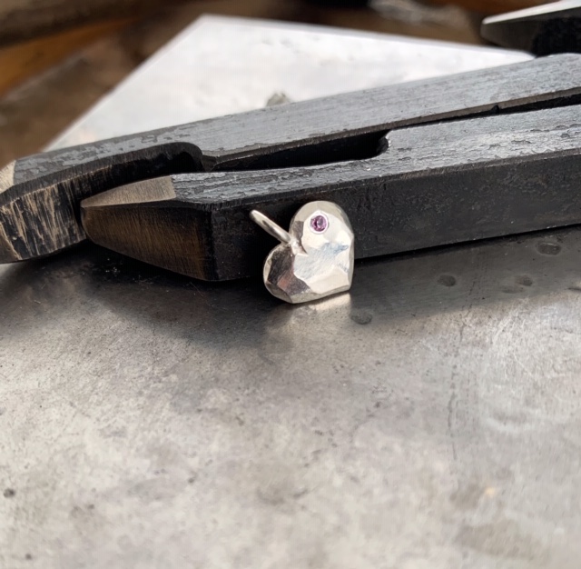 Hänge Älskad hjärta 12 mm rosa safir silver