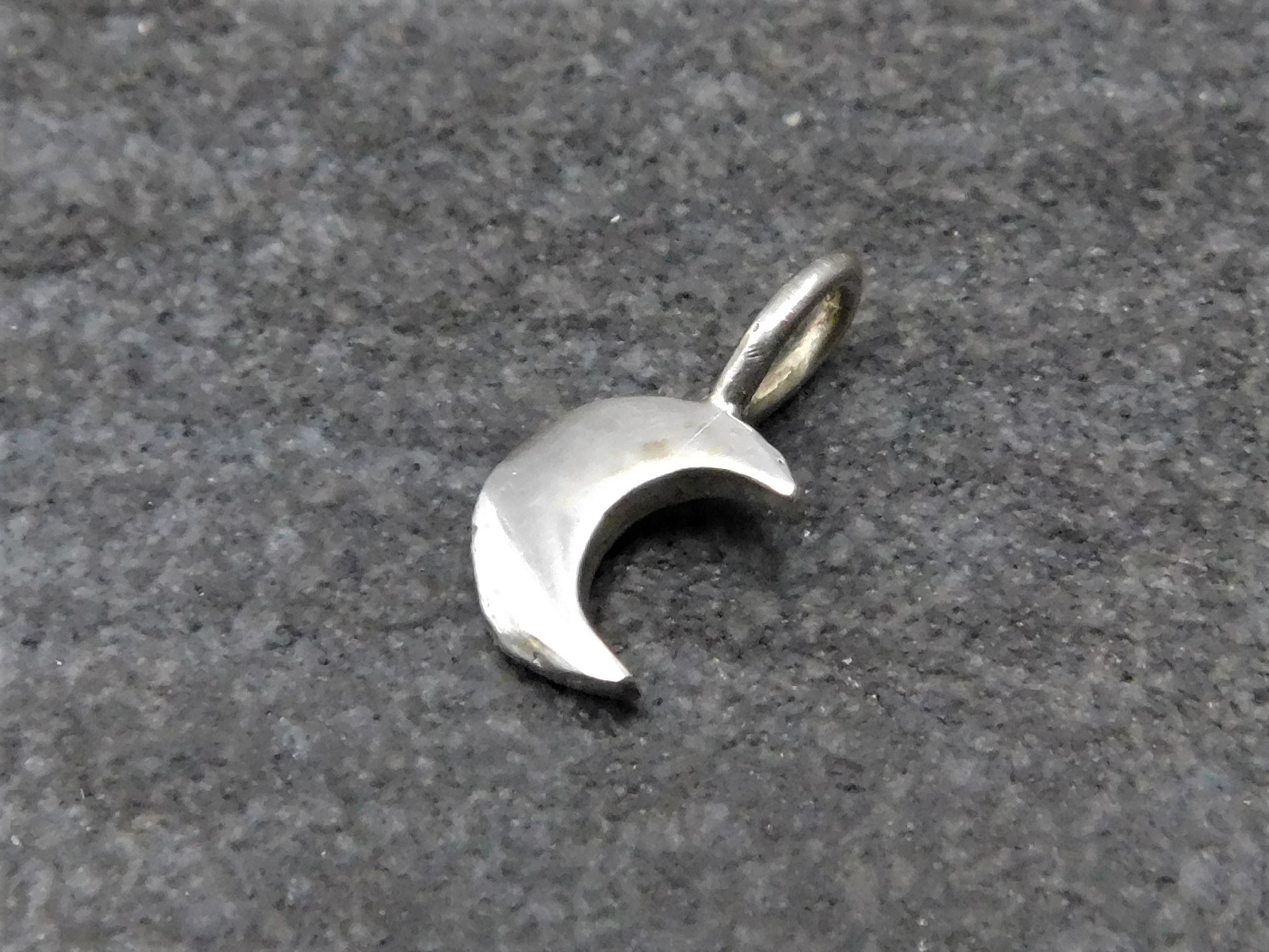 Hänge Älskad måne 9 mm silver  - 3