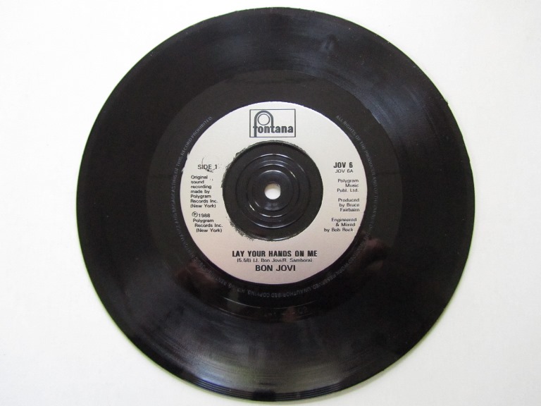 Bon Jovi Lay Your Hands On Me / Bad Medicine (live) 7 singel - 3