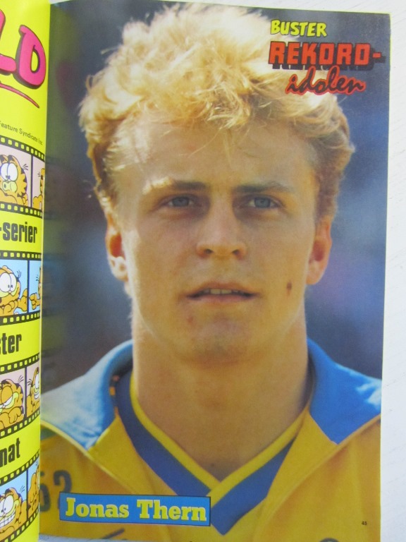 Buster 1989 18 - 4