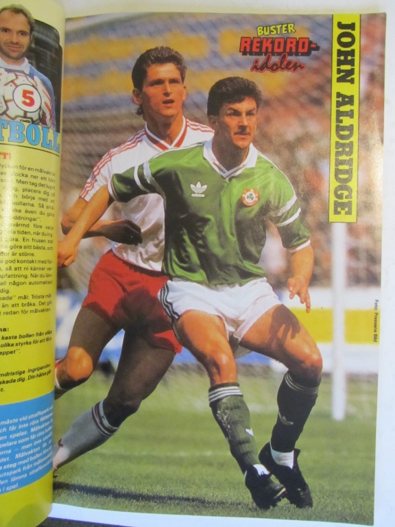 Buster 1990 15 - 4