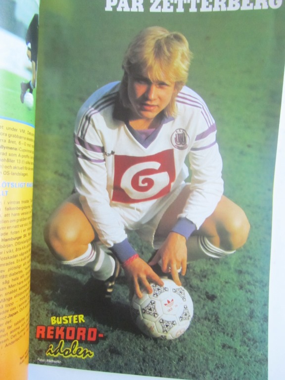 Buster 1990 21 - 3