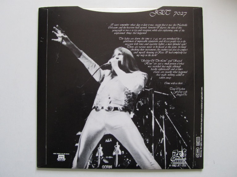 Magnum Back to Earth / Hold Back Your Love / Soldier on the Line (live) / Sacred Hour (live) 2 st 7" singlar - 2