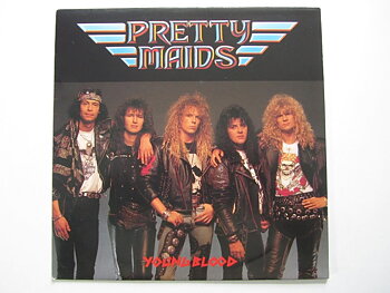 Pretty Maids Young Blood / Attention 7" singel