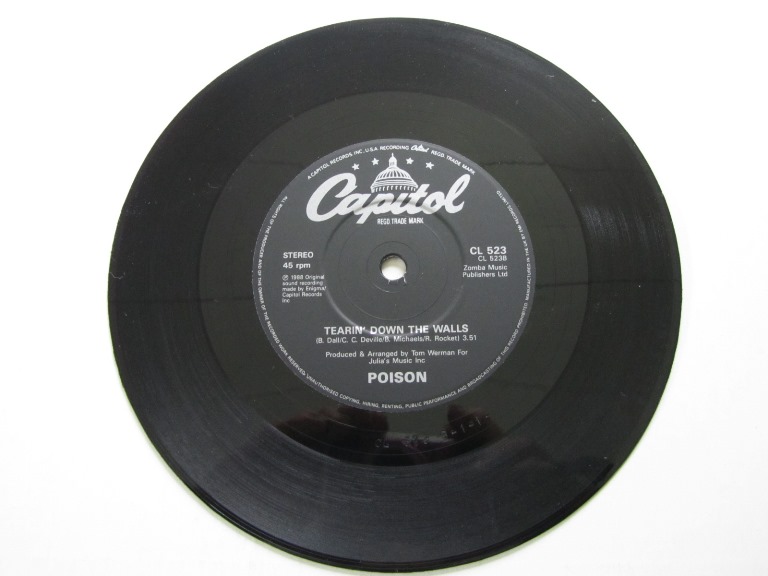 Poison Your Mama Don't Dance / Tearin' Down the Walls 7" singel - 3
