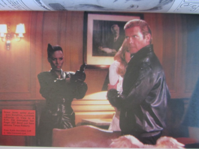 James Bond 1985 04 - 3