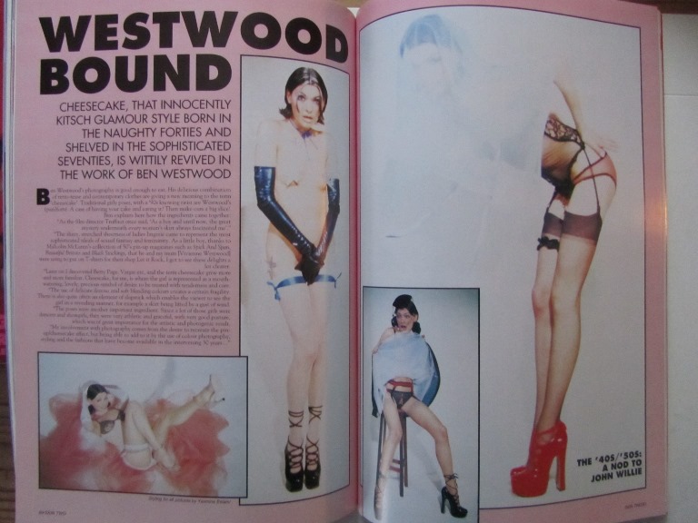 Skin Two Issue 14 Fetish magasin från England - 6