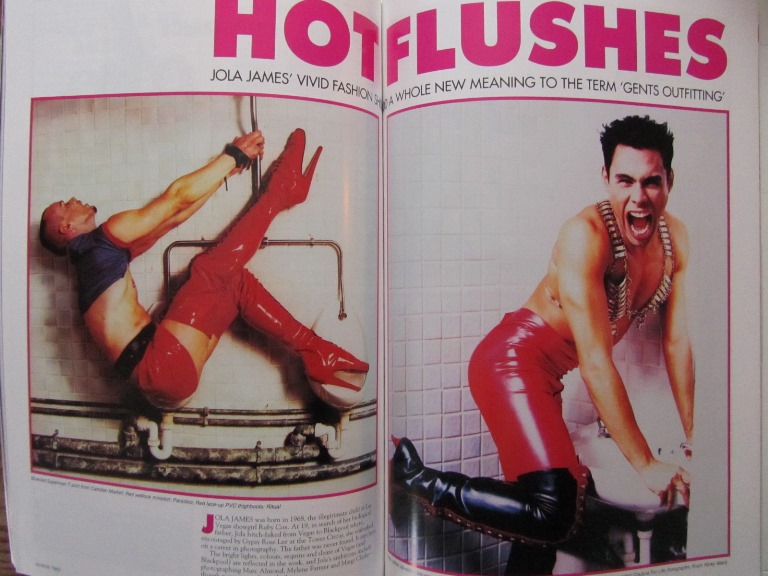 Skin Two Issue 16 Fetish magasin från England - 3