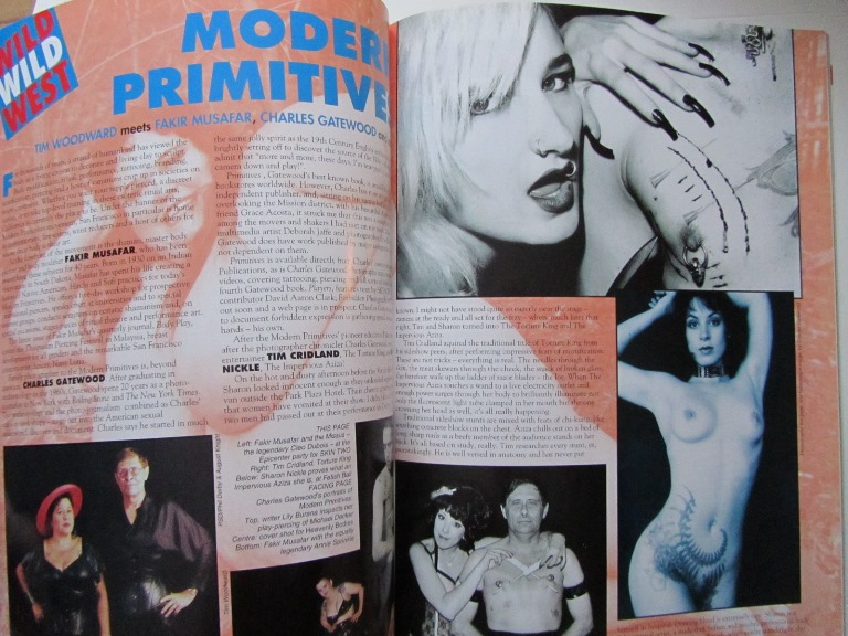 Skin Two Issue 18 Fetish magasin från England - 4