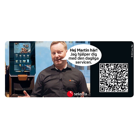 Dekal med QR-kod som länkar till instruktionsfilm för skötsel av Lua och Zia.