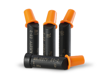 CLEARFIL MAJESTY ES-2 Universal PLT (UW)