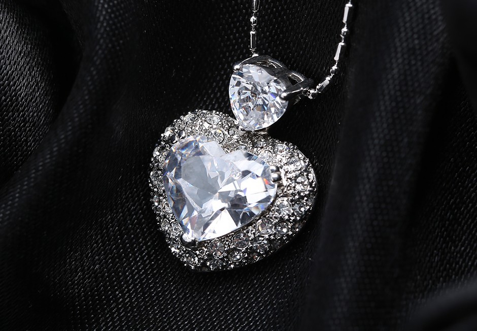Smyckeset med Cubic Zirconia Solitaire samt i Platinumplätering - 2