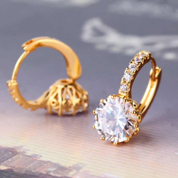 Örhängen med Cubic Zirconia och i 18 K Guldplätering - 4