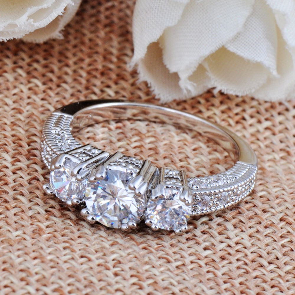 Ring med Cubic Zirconia i olika storlekar och i 925 Sterling Silverplätering - 7