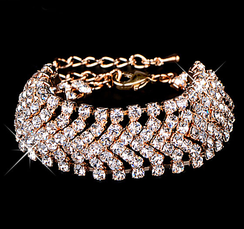 Armband med ett band av Austrian Crystals och i 18 K Guldplätering
