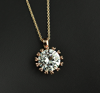 Halsband "Star" med stort hänge i Cubic Zirconia och guldplätering - 5