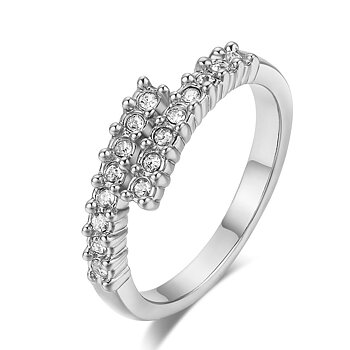 Ring "Concise" med Stellux Cubic Zirconia samt i 925 Sterling Silverplätering