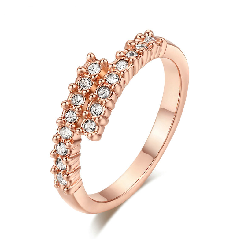 Ring "Concise" med Stellux Cubic Zirconia samt i 18K Roséguldplätering