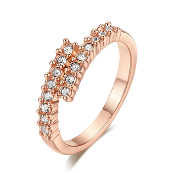 Ring "Concise" med Stellux Cubic Zirconia samt i 18K Roséguldplätering