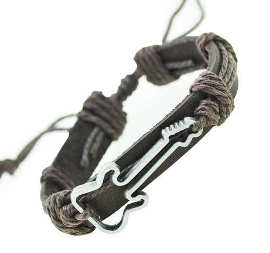 Läderarmband "Guitar" med rem- och metalldetaljer