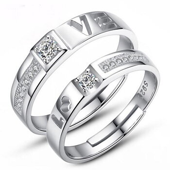 Parringar "LOVE" med Cubic Zirconia och i Platinumplätering
