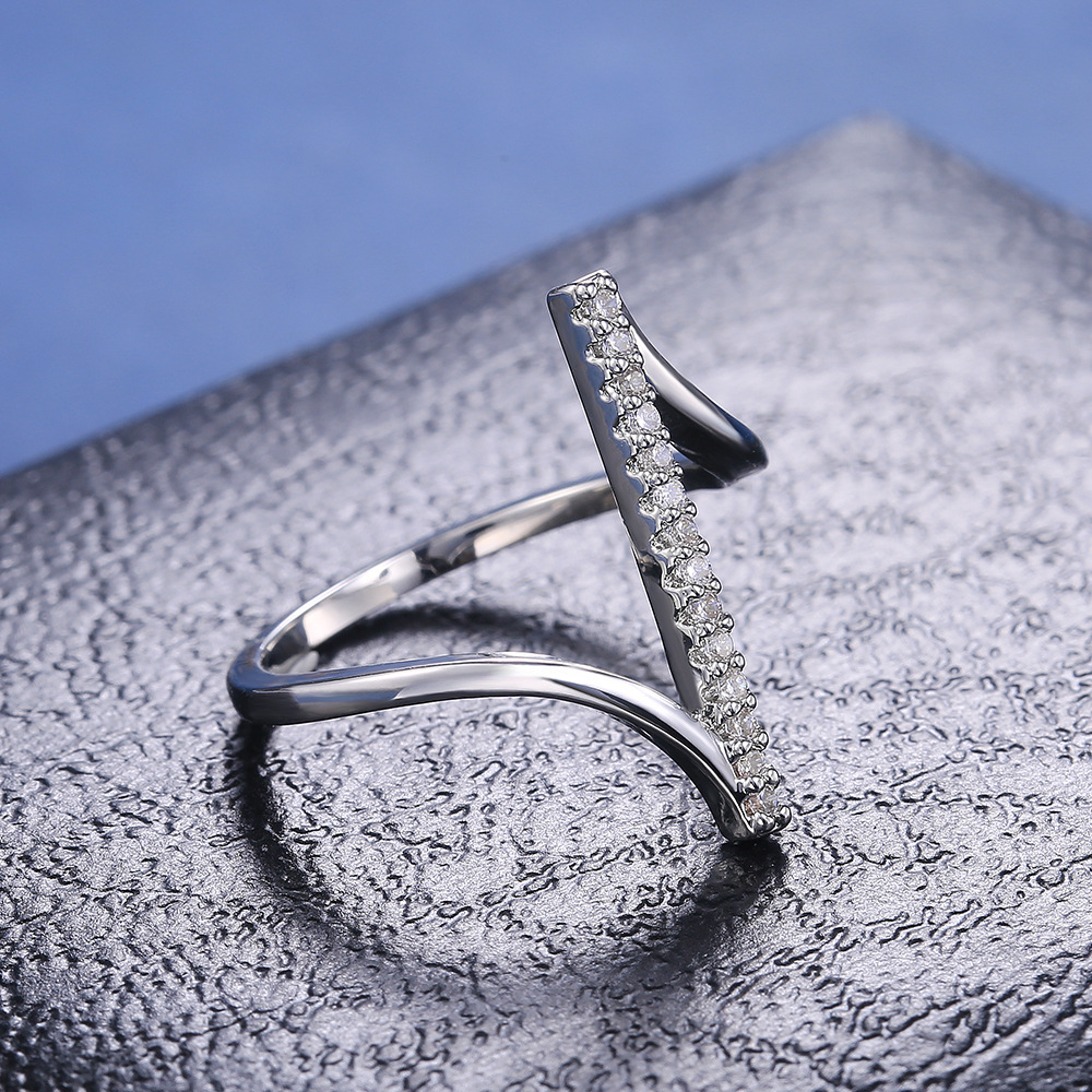 Ring med rad av Cubic Zirconia och  i  925 Sterling Silverplätering  - 5