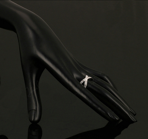 Ring med små Cubic Zirconia i Platinumplätering - 5