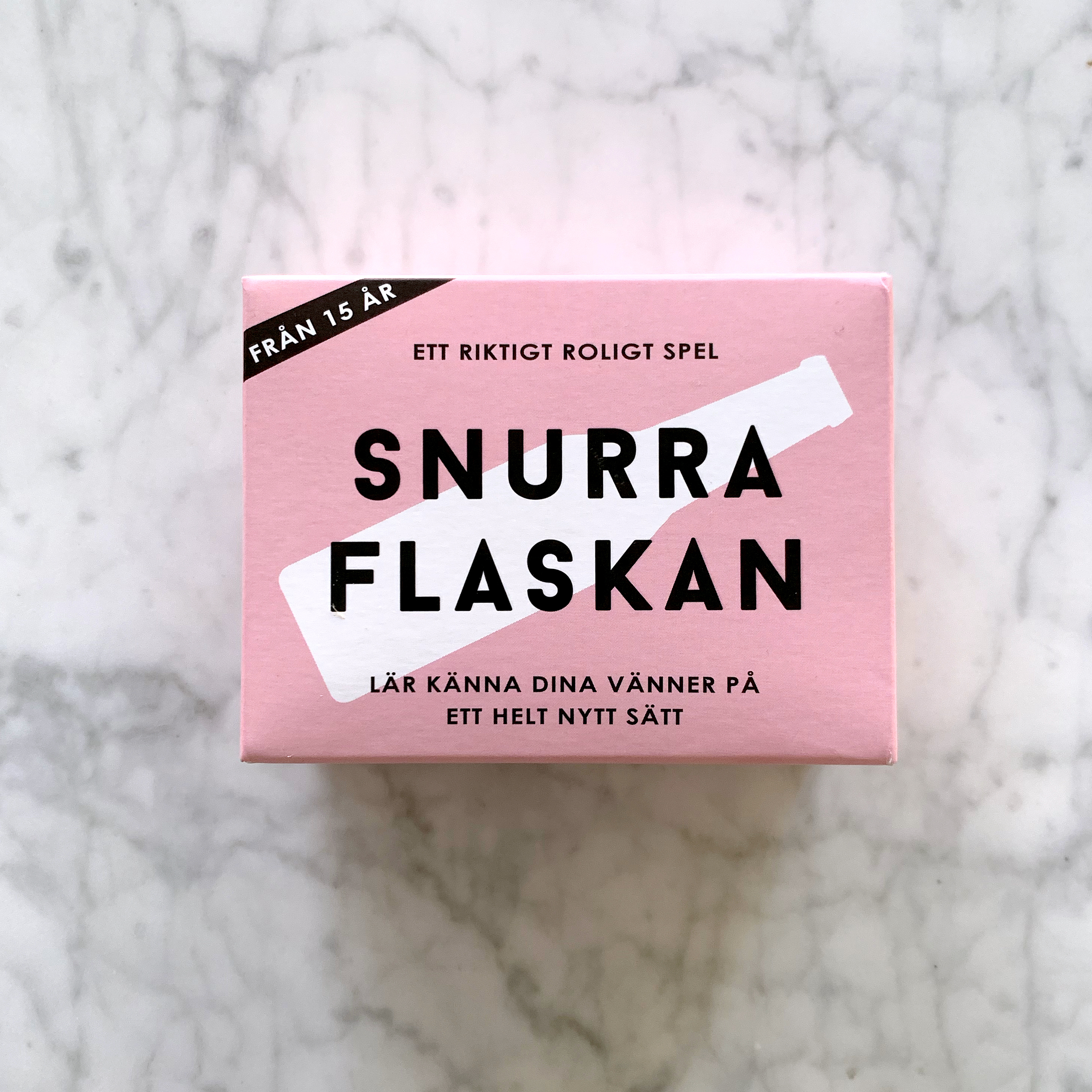 Snurra flaskan -Spel i liten bekväm ask - 5