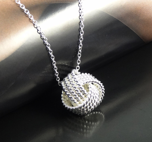 Halsband "Knot" i 925 Sterling Silver