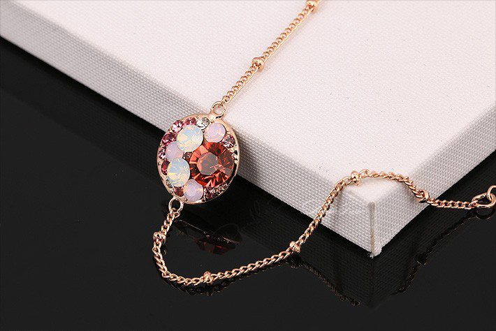 Armband med Cubic Zirconia och Austrian Crystals samt i 18K Guldplätering - 4
