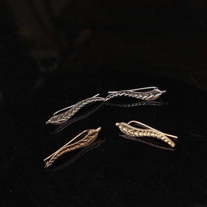 Örhängen "feather" i 925 Sterling Silverplätering alt. 18 K Guldplätering - 2