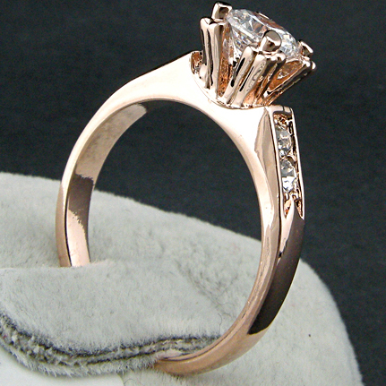 Ring med Austrian Crystals och i 18K Roséguldplätering - 3