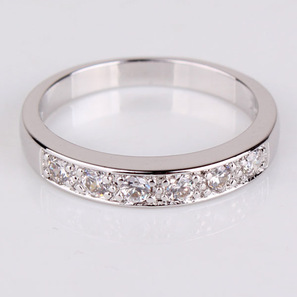 Ring med Cubic Zirconia och i Vit 18K Guldplätering - 4