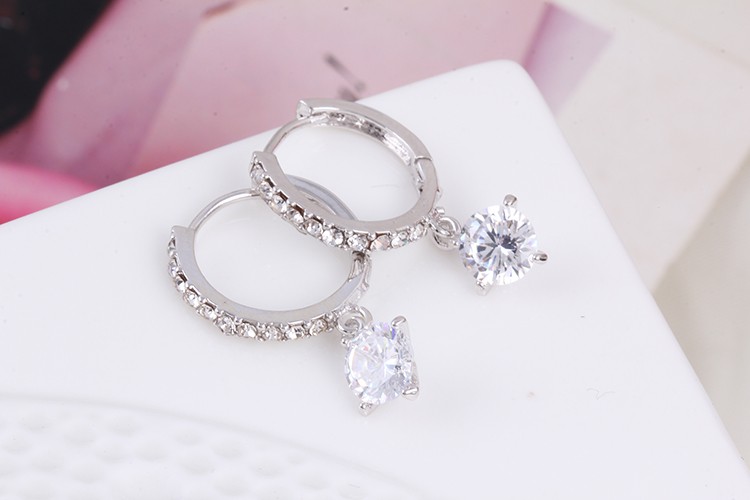 Örhängen med Cubic Zirconia och i 925 Sterling Silverplätering - 2