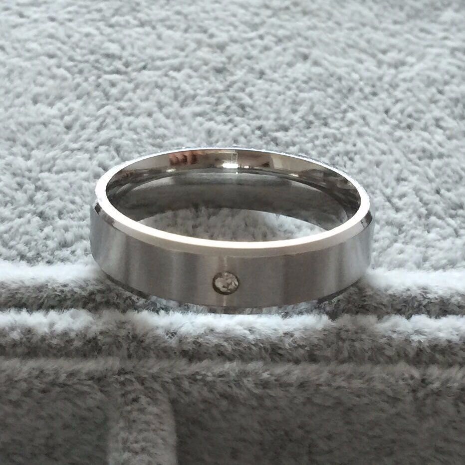Ring i Rosfritt stål  med Cubic Zirconia och Titaniumplätering - 4