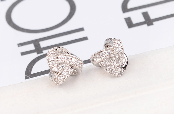 Örhängen "Triangle" med Cubic Zirconia och i Platinumplätering - 2
