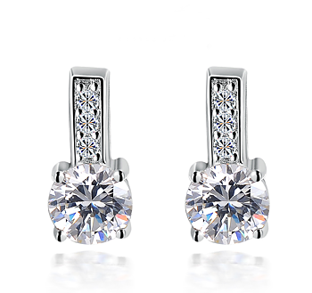 Örhängen med en stor och tre mindre stenar av Cubic Zirconia och i Platinumplätering