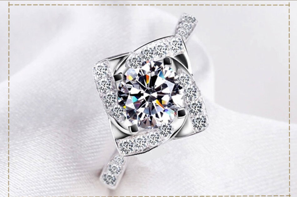 Ring med Cubic Zirconia samt  i 925 Sterling Silverplätering - 8