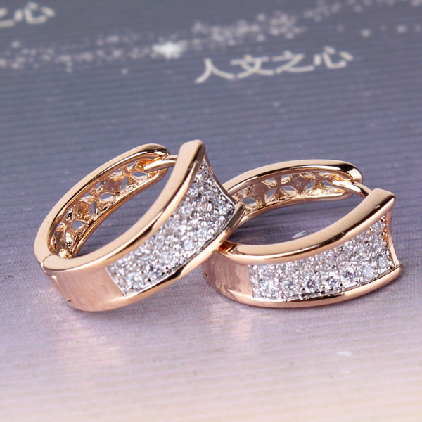Örhängen med Cubic Zirconia och i 18 K Guldplätering - 2