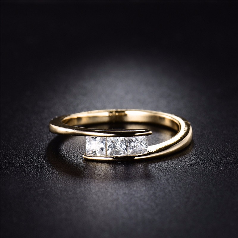 Ring med Cubic Zirconia och i 18K Roséguldplätering - 7
